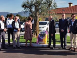 Correlhã inaugurou parque envolvente à Igreja Paroquial