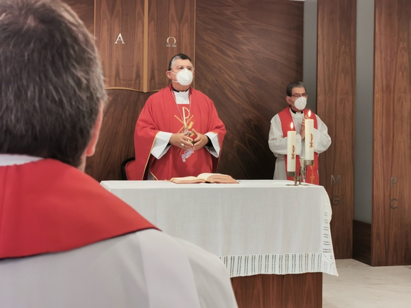 D. João pediu aos sacerdotes para transformarem a comunhão sacerdotal em gestos