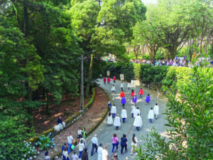 Peregrinação ao Sagrado Coração de Jesus atrai milhares de fiéis