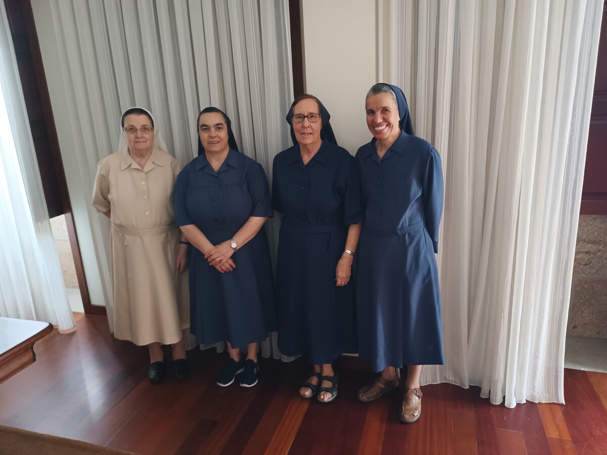 Servas Franciscanas Reparadoras de Jesus Sacramentado querem evangelizar Ponte de Lima